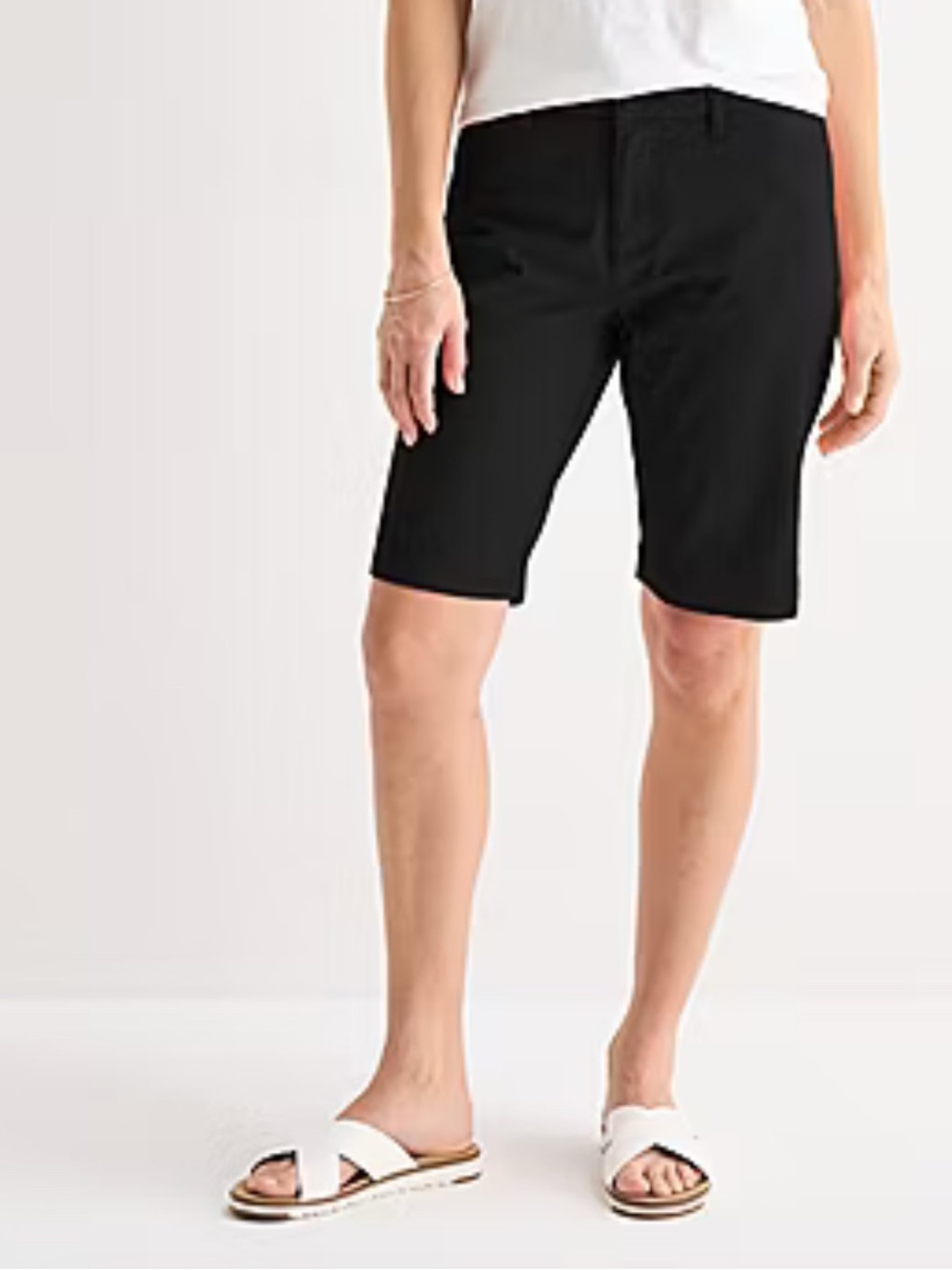 St John’s Bay women’s Bermuda shorts
Black
Size 10
